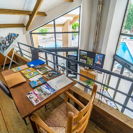 Village De De Blajoux * Quezac (Lozere)